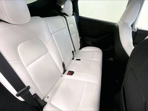 Used 2023 Tesla Model Y Performance AWD/4WD image 23