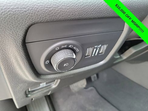 New 2025 Jeep Grand Cherokee L Limited AWD/4WD image 26
