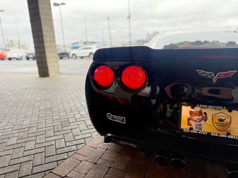 Used 2007 Chevrolet Corvette Coupe w/ Preferred Equipment Group image 11