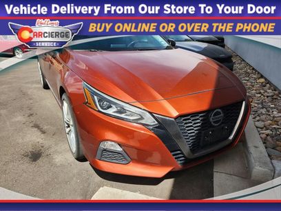 Used 2019 Nissan Altima 2.5 SR w/ SR Premium Package