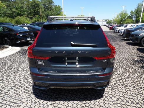 Certified 2025 Volvo XC60 T8 Ultra w/ Protection Package Premier AWD/4WD image 8