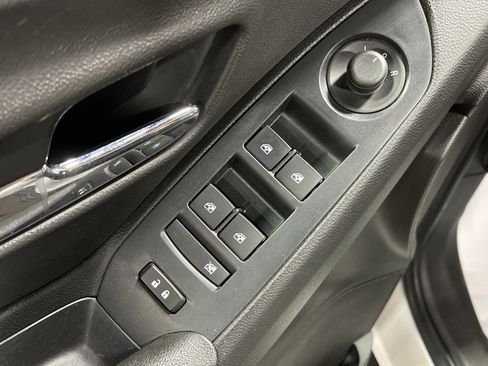 Used 2017 Chevrolet Trax LS image 7