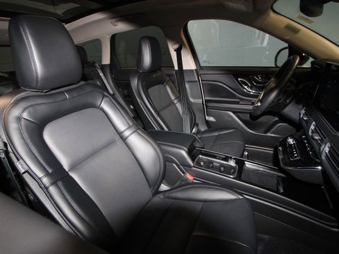 Used 2026 Lincoln Corsair Grand Touring image 25