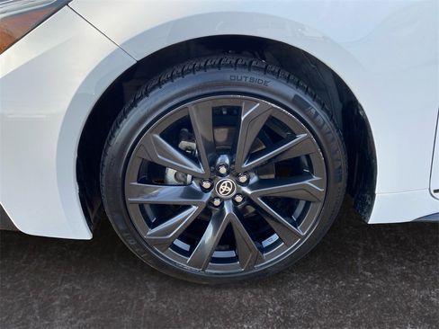 Used 2023 Toyota Corolla SE image 14