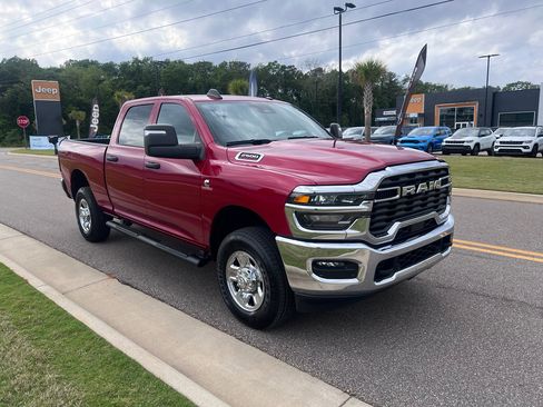 Used 2025 RAM 2500 Tradesman AWD/4WD image 1