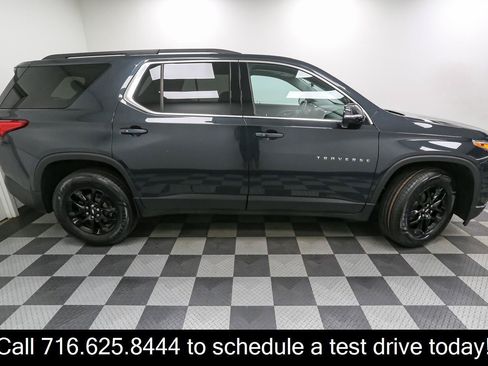 Used 2020 Chevrolet Traverse LT FWD image 7
