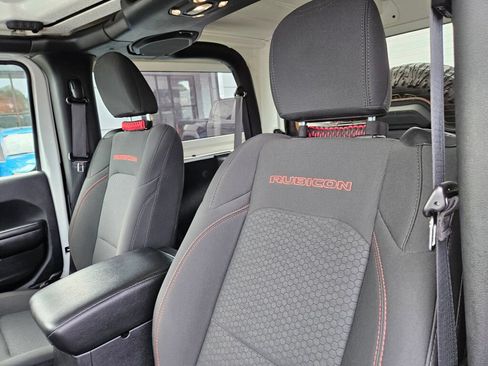 Used 2021 Jeep Wrangler Rubicon AWD/4WD image 16