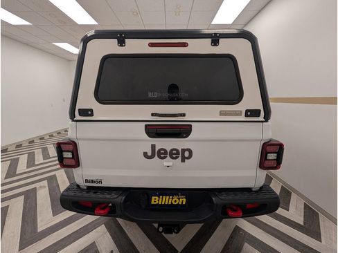 Used 2020 Jeep Gladiator Rubicon w/ Dual Top Group AWD/4WD image 25