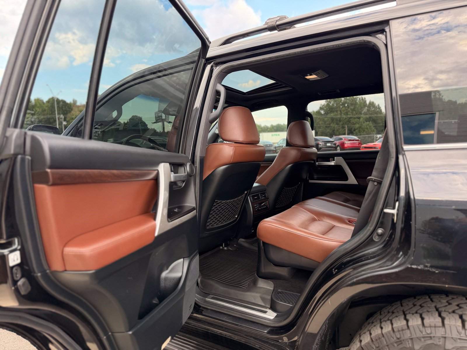 Used 2020 Toyota Land Cruiser AWD/4WD image 17