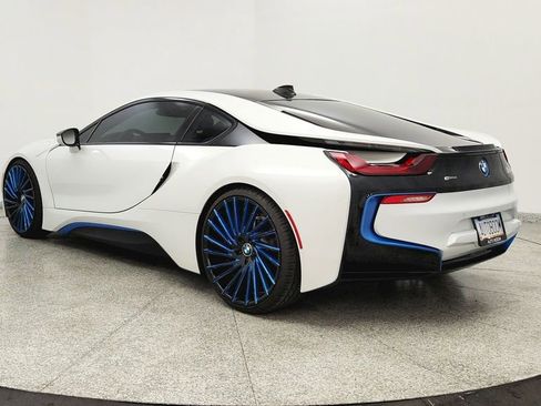 Used 2015 BMW i8 AWD/4WD image 10