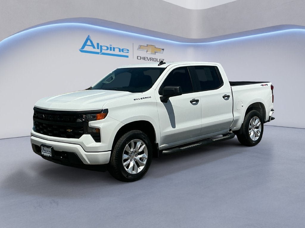 Used 2024 Chevrolet Silverado 1500 Custom AWD/4WD image 1