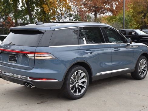 New 2026 Lincoln Aviator Reserve w/ Illumination Package image 6