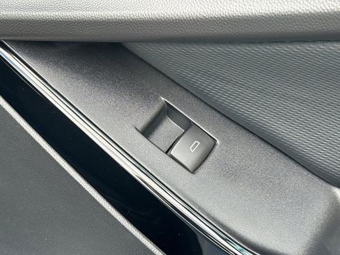 Used 2026 Chevrolet Equinox LT w/ LPO, Floor Liner Package image 22