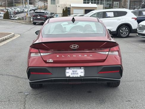 New 2026 Hyundai Elantra Sport image 6