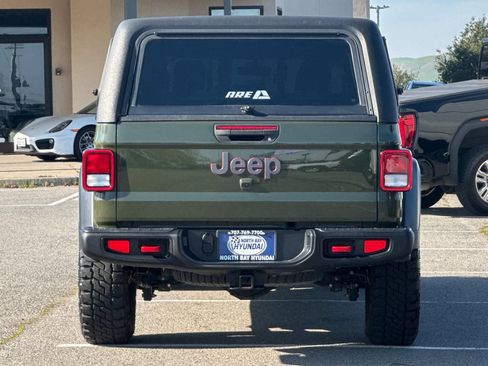 Used 2022 Jeep Gladiator Rubicon image 5