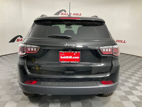 New 2026 Jeep Compass Latitude image 5