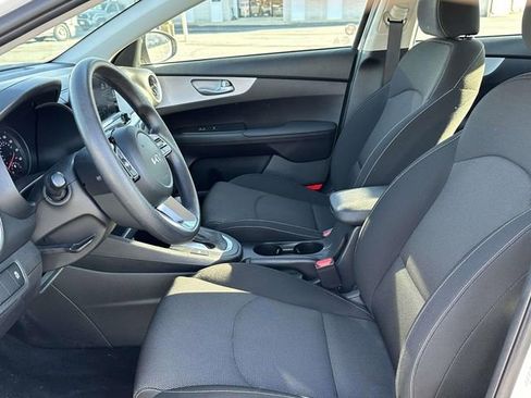 Used 2024 Kia Forte LXS image 10