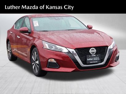 Used 2022 Nissan Altima 2.5 SV