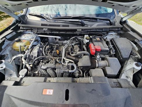 Used 2024 Mitsubishi Outlander SE image 11