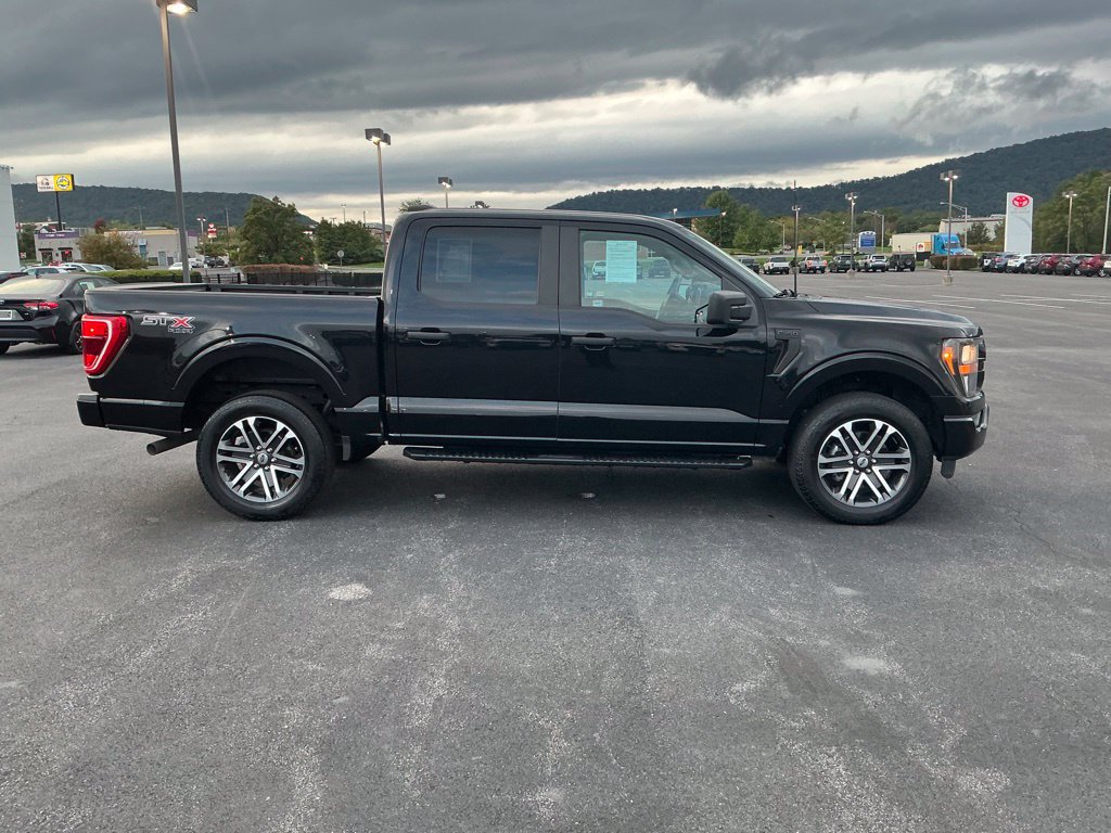 Used 2023 Ford F150 XL w/ STX Appearance Package AWD/4WD image 4