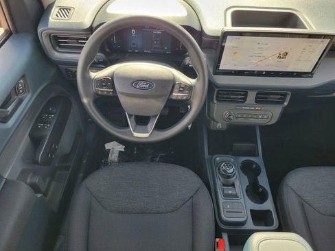 New 2025 Ford Maverick XL image 9