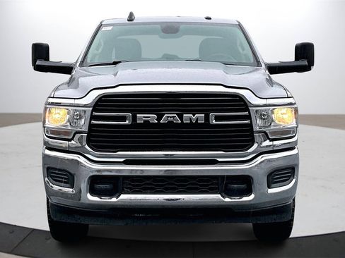 Used 2019 RAM 2500 Big Horn image 3