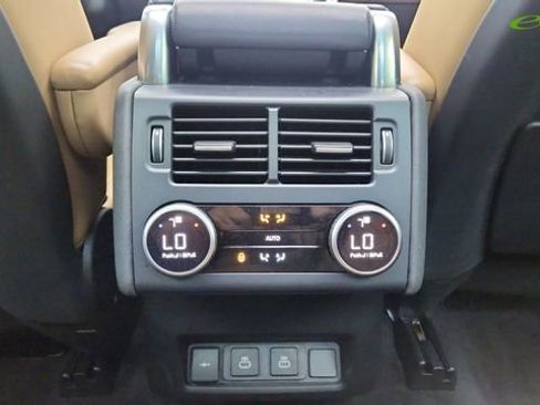 Used 2023 Land Rover Discovery HSE R-Dynamic AWD/4WD image 43
