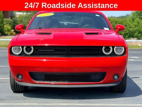 Used 2018 Dodge Challenger SXT w/ Blacktop Package RWD image 5