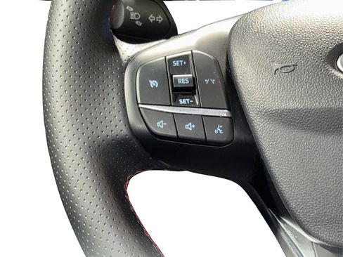 Certified 2025 Ford Escape ST-Line image 32