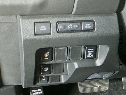 Certified 2025 Nissan Frontier SV w/ SV Convenience Package RWD image 12