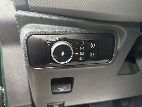 Certified 2024 Ford Bronco Black Diamond image 18