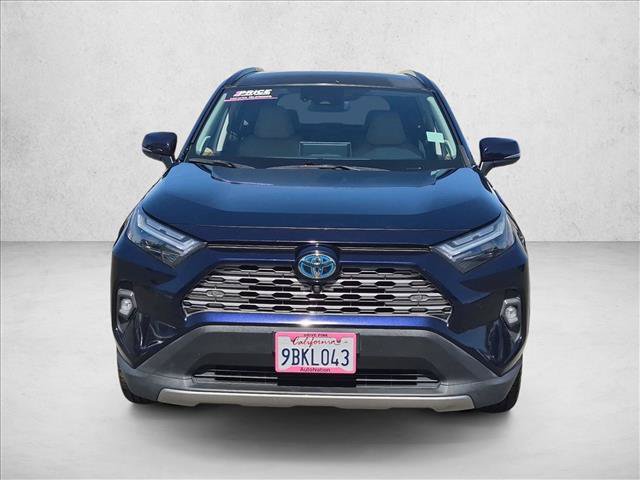 Used 2022 Toyota RAV4 Limited AWD/4WD image 2
