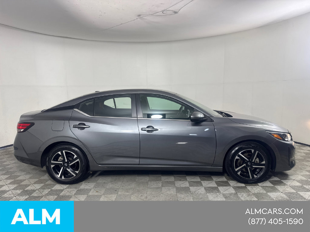 Used 2024 Nissan Sentra SV FWD image 5