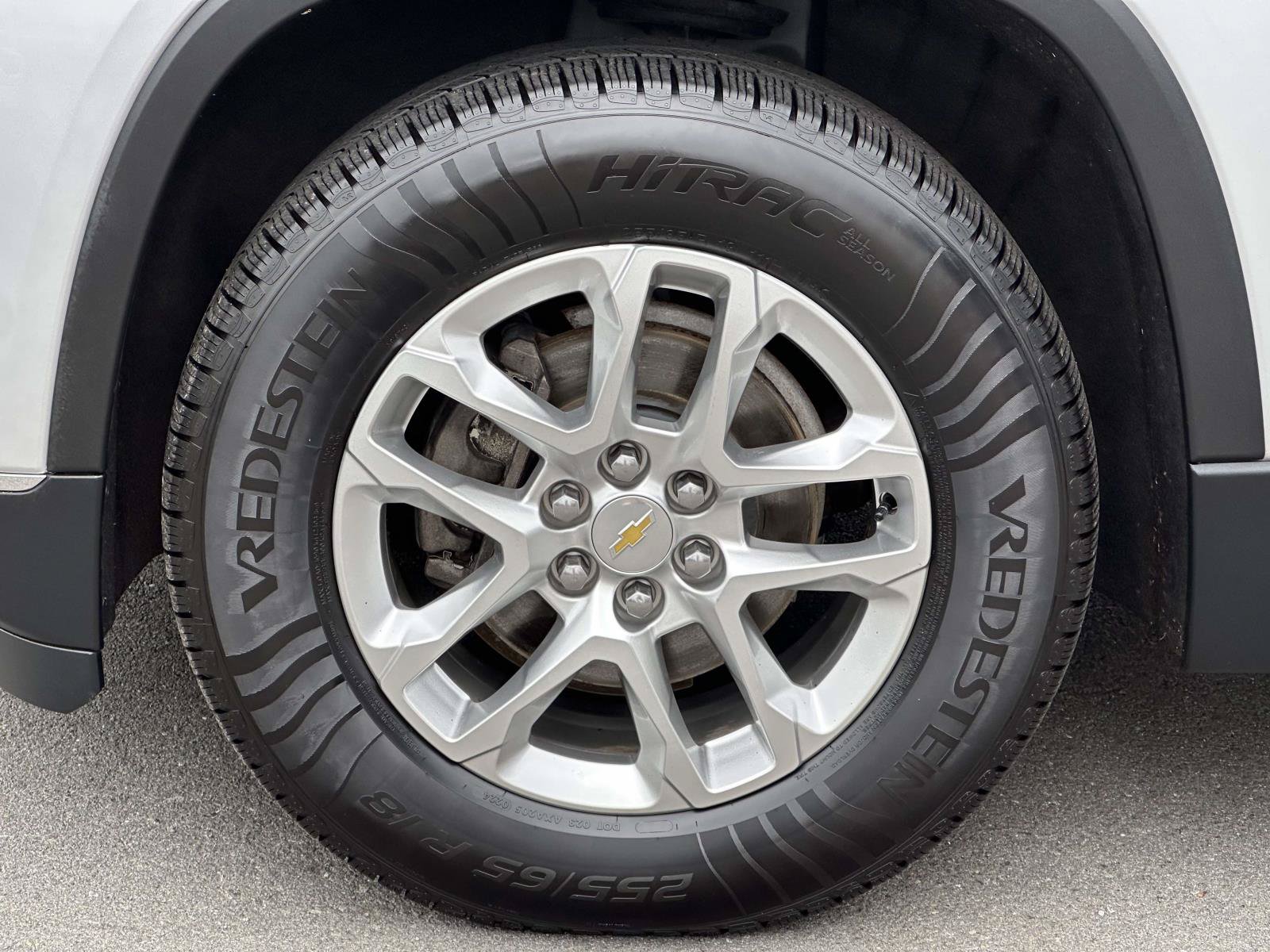 Used 2020 Chevrolet Traverse LT w/ Driver Confidence II Package AWD/4WD image 7