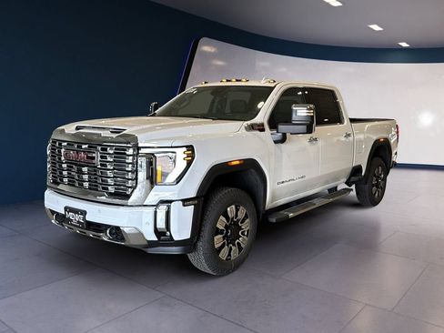 New 2026 GMC Sierra 3500 Denali AWD/4WD image 3