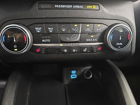 Used 2023 Ford Escape Active AWD/4WD image 23