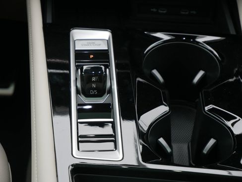 New 2026 Volkswagen Atlas SEL Premium R-Line image 10