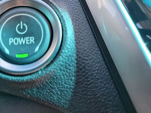 Certified 2023 Chevrolet Bolt LT w/ Infotainment Package image 20