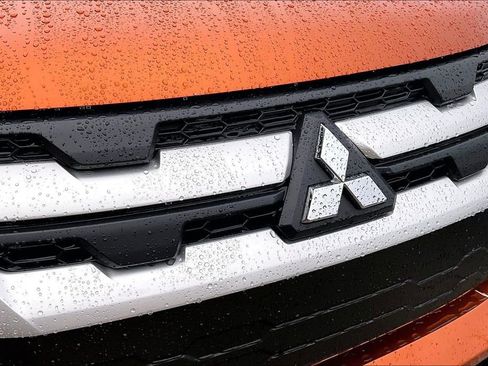 Used 2024 Mitsubishi Outlander Sport ES image 28