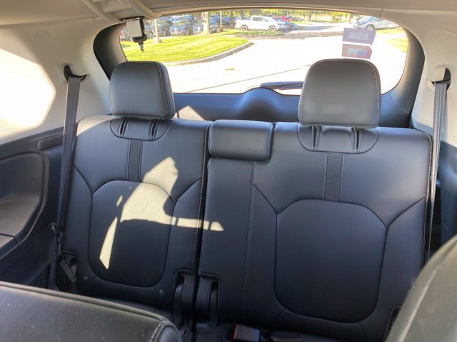 Used 2023 Honda Pilot EX-L image 4