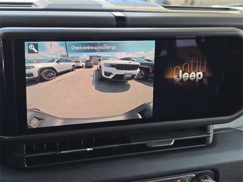 New 2025 Jeep Gladiator Willys image 13