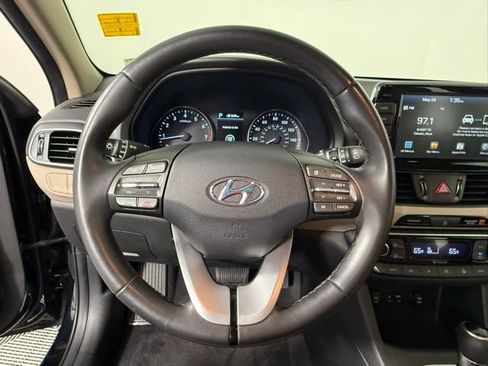Used 2020 Hyundai Elantra GT w/ Style Package 02 FWD image 16