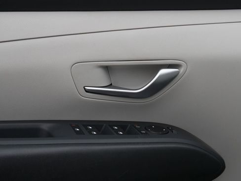 Used 2025 Hyundai Tucson SEL FWD image 30