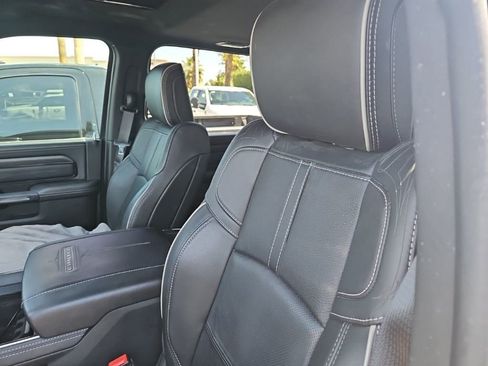 Used 2024 RAM 3500 Limited AWD/4WD image 4