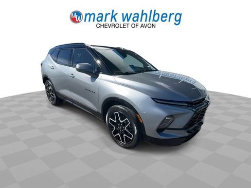 Certified 2023 Chevrolet Blazer RS w/ Driver Confidence II Package image 2
