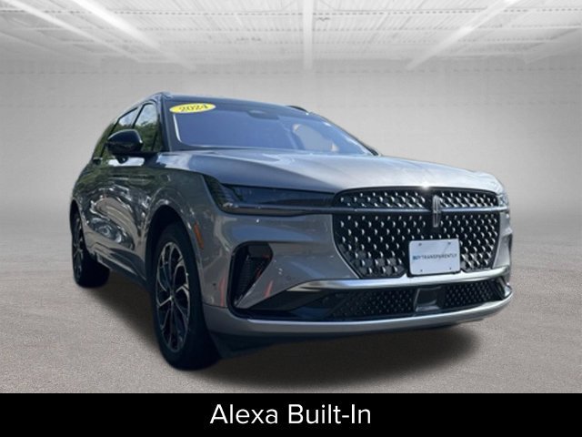Certified 2024 Lincoln Nautilus Reserve AWD/4WD image 2