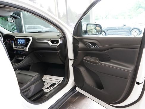 Used 2020 GMC Acadia SLT AWD/4WD image 39