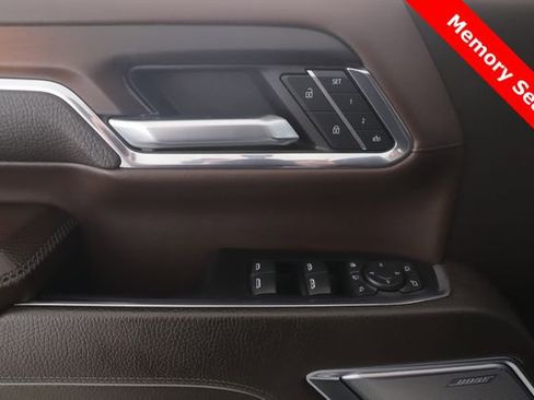 Used 2024 GMC Sierra 2500 Denali w/ Denali Reserve Package image 20