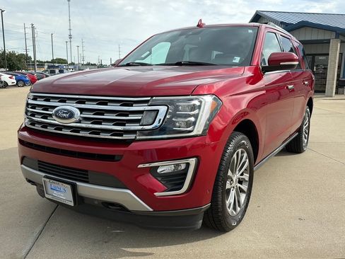 Used 2018 Ford Expedition Limited w/ Equipment Group 301A AWD/4WD image 3