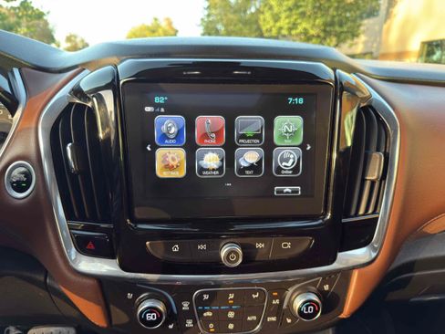 Used 2018 Chevrolet Traverse High Country w/ LPO, Cargo Package AWD/4WD image 44
